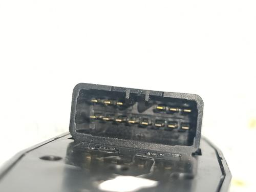 Left front window switch KIA SHUMA II (FB) 1.6 | BP40623319I27 - Image 6
