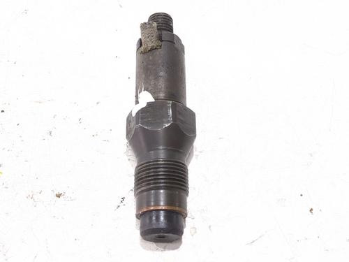 Spreder / Dyse PEUGEOT 206 Hatchback (2A/C) 1.9 D (69 hp) 28717320