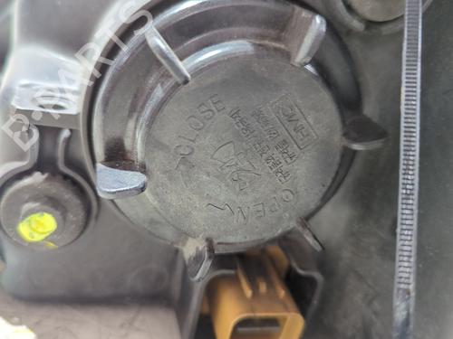 Right headlight HYUNDAI COUPE I (RD) 1.6 16V | BP26932053C29 