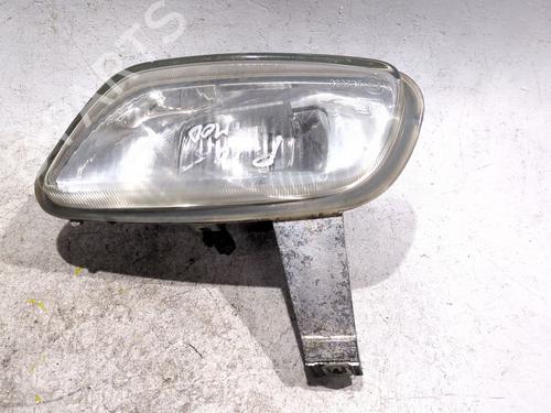 Used Left front fog light PEUGEOT 106 I (1A, 1C) 1.1 (60 hp) 31183181