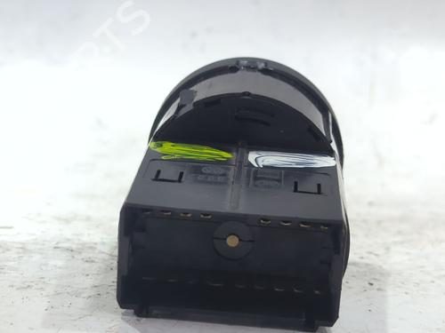 Headlight switch AUDI A3 (8P1) 1.9 TDI | BP39049452I24 - Image 3