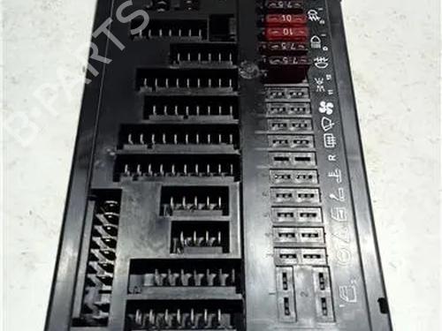 Used Fuse box Fuse box 23929020 23929020