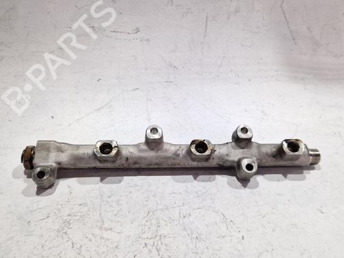 Rail D'Injecteurs VW GOLF VII (5G1, BQ1, BE1, BE2) 1.0 TSI (115 hp) 30192043