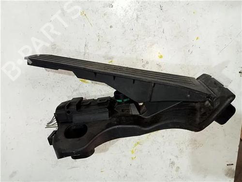 Used Pedal SKODA OCTAVIA II (1Z3) 2.0 TDI (140 hp) 23930735