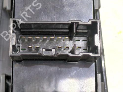 Left front window switch NISSAN PRIMERA Hatchback (P12) 2.0 | BP29383862I27 