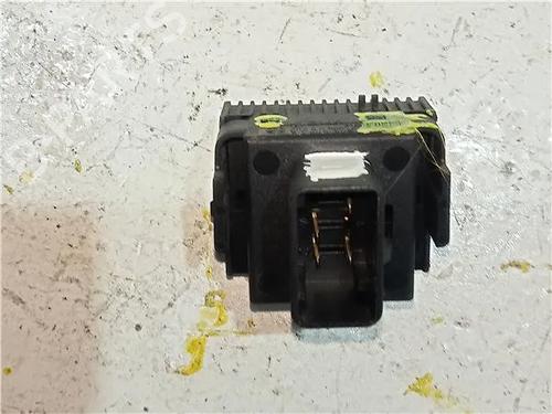 Headlight switch VW POLO IV (9N_, 9A_) 1.9 TDI | BP23923876I24 