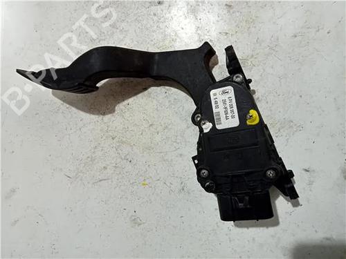 Pedal für FORD FIESTA IV (JA_, JB_) 1.0 i (65 hp) 23930099