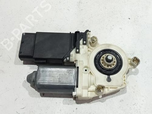 Used Left front window motor SEAT LEON (1M1) 1.9 TDI (90 hp) 29220071