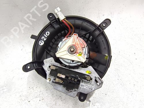 Used Heater blower motor MERCEDES-BENZ E-CLASS (W210) E 300 D (210.020) (136 hp) 32282196