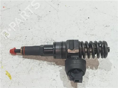 Used Injector SKODA SUPERB I (3U4) 1.9 TDI (130 hp) 23913083