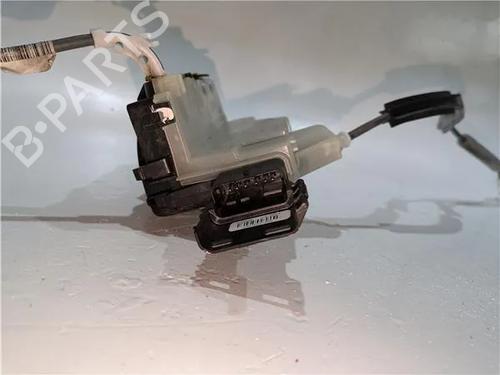 Høyre foran lås PEUGEOT 2008 I (CU_) 1.2 THP 130 / PureTech 130 (130 hp) 23925251