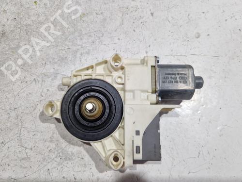 left-rear-window-motor-peugeot-407-coupe-6c_-2005-32859592 main image