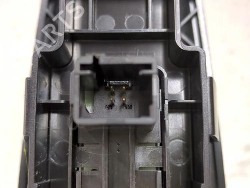 Right front window switch CITROËN C4 I (LC_) 2.0 HDi | BP29388258I26 