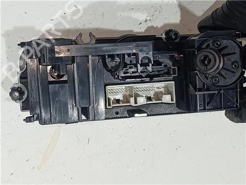 Climate control SEAT LEON (1P1) 2.0 TDI 16V | BP23922738I5 