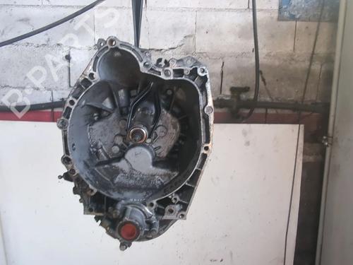 Used Gearbox PEUGEOT EXPERT (224_) 1.9 D (69 hp) 26449478