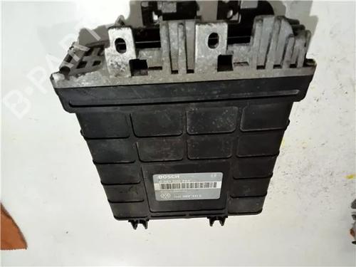 Elektronische module VW GOLF III Cabriolet (1E7) 1.6 (101 hp) 23918185