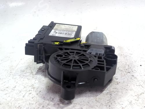 Left front window motor AUDI A4 B7 (8EC) 2.0 TDI 16V | BP39049507E21 - Image 3