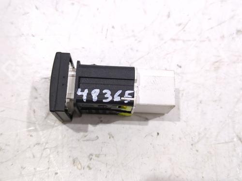 Switch VW GOLF V (1K1) 1.9 TDI | BP33161077I30 - Image 2