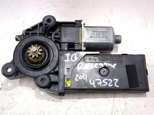 Rudehejsemotor forskærm venstre RENAULT MEGANE III Hatchback (BZ0/1_, B3_) 1.9 dCi (BZ0N, BZ0J) | BP28690070E21 