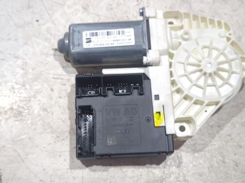 Rudehejsemotor forskærm højre SEAT LEON (1P1) 1.4 TSI (125 hp) 26931039