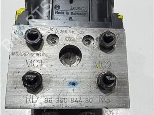 ABS pump CITROËN XSARA (N1) 1.9 TD | BP24967649M43 