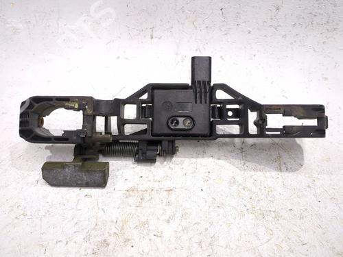 Used Front right exterior door handle Front right exterior door handle 32698563 32698563