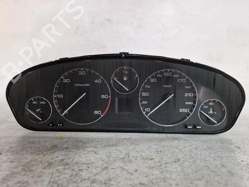 Used Instrument cluster PEUGEOT 607 (9D, 9U) 2.2 HDi (133 hp) 29936150