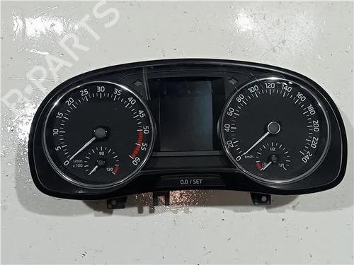Used Instrument cluster SKODA FABIA III (NJ3) 1.0 (75 hp) 23924193