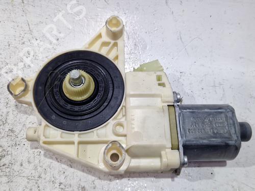 Rudehejsemotor forskærm højre MERCEDES-BENZ C-CLASS (W204) C 200 CDI (204.001) | BP30697975E20