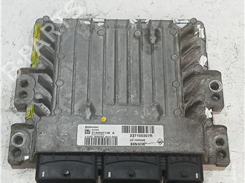 Used Electronic module RENAULT MEGANE III Hatchback (BZ0/1_, B3_) 1.5 dCi (86 hp) 23911541
