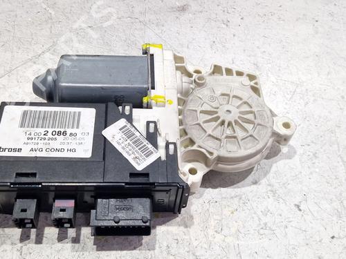 Rudehejsemotor forskærm venstre CITROËN C8 Van (EA_, EB_) HDi 110 (EBRHTB) (110 hp) 30656329