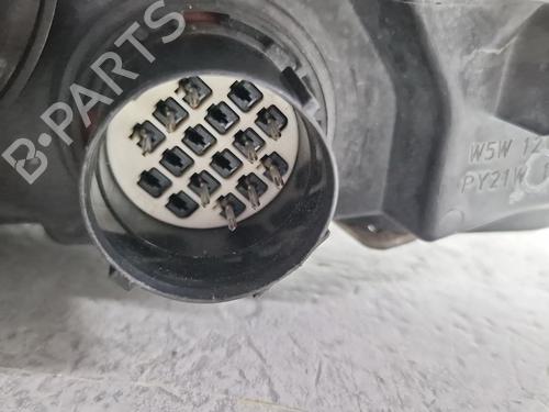 Right headlight LAND ROVER FREELANDER 2 (L359) 2.2 TD4 4x4 | BP29938121C29