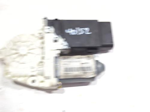 Fensterhebermotor vorne links für SEAT TOLEDO II (1M2) 1.9 TDI (90 hp) 23903287