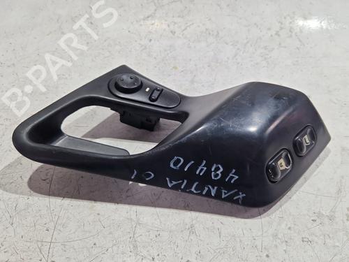 Used Right front window switch Right front window switch CITROËN XANTIA (X1_, X2_) 1.9 D (69 hp) 32656662 32656662