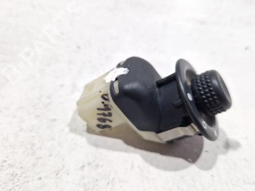 Steering wheel controls RENAULT GRAND SCÉNIC II (JM0/1_) 2.0 dCi (JM1K) | BP29394689E15 