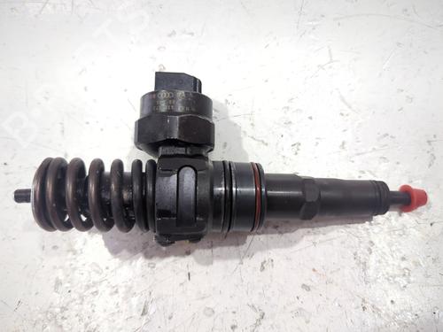 Inyector Inyector VW GOLF IV (1J1) 1.9 TDI (90 hp) 36766114 36766114