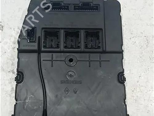 Module électronique RENAULT GRAND SCÉNIC II (JM0/1_) 1.9 dCi (JM0G, JM12, JM1G, JM2C) (120 hp) 23911551