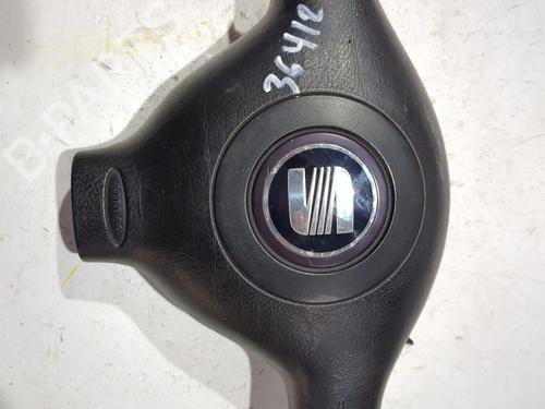 Used Driver airbag SEAT TOLEDO II (1M2) 1.6 (100 hp) 23926000