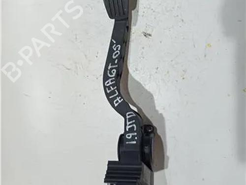 Pedal ALFA ROMEO 147 (937_) 1.6 16V T.SPARK ECO (937.AXA1A, 937.BXA1A) (105 hp) 23932192