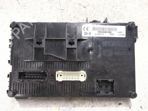 Zekeringkast RENAULT CLIO II (BB_, CB_) 1.5 dCi (B/CB07) (65 hp) 29401212