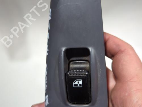 Right rear window switch KIA CERATO I Saloon (LD) 2.0 CRDi | BP24978592I28 