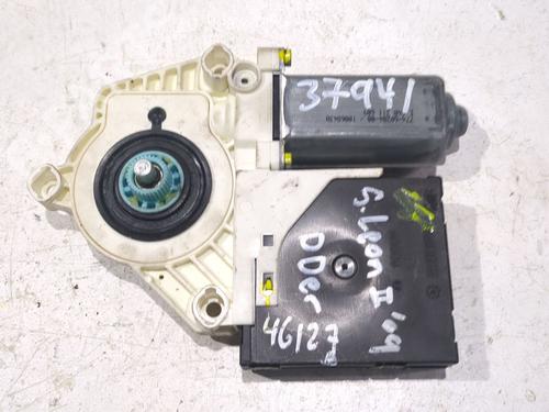 Used Right front window motor SEAT LEON (1P1) 1.9 TDI (105 hp) 23926723
