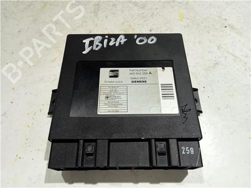 Used Fuse box VW PASSAT B6 (3C2) 2.0 TDI (140 hp) 23921797