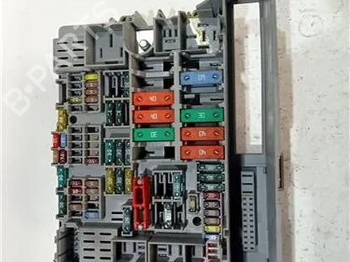 Used Fuse box BMW 3 (E90) 325 i (218 hp) 23931495