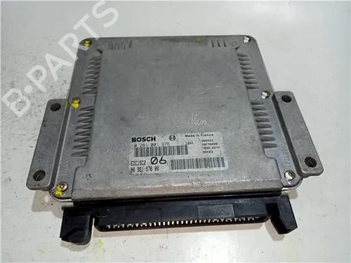 Used Electronic module CITROËN XSARA (N1) 1.9 TD (90 hp) 24967910