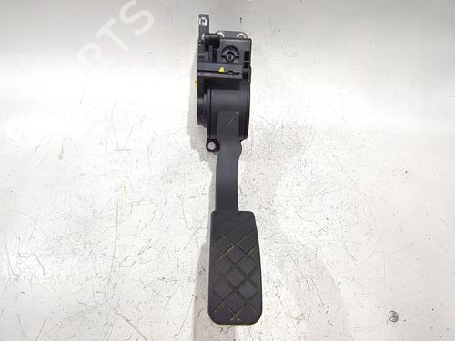 Used Pedal VW POLO IV (9N_, 9A_) 1.4 TDI (80 hp) 27273757