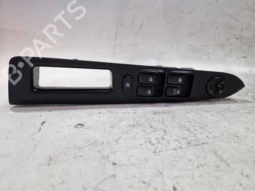 Used Left front window switch KIA RIO II (JB) 1.4 16V (97 hp) 29449754