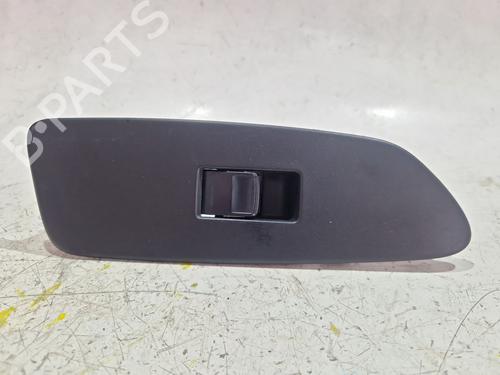 Højre fortil elrude kontakt Højre fortil elrude kontakt TOYOTA AURIS (_E15_) 1.4 D-4D (NDE150_, NDE150R) (90 hp) 36460689 36460689
