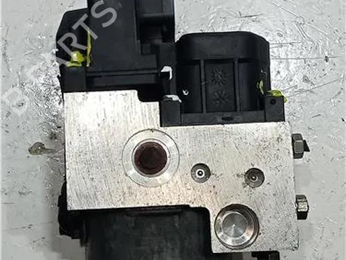 ABS pump RENAULT MEGANE I Classic (LA0/1_) 1.9 dCi (LA05, LA1F) | BP23915079M43 