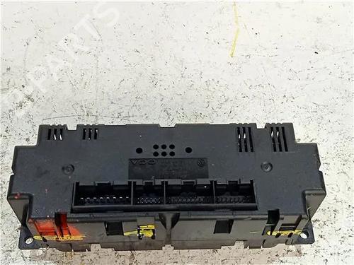 AC-Styringsenhed/Manøvreenhed VW PASSAT B5.5 (3B3) 1.9 TDI | BP23909899I5 